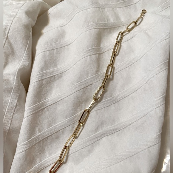 18kt solid lightweight paper clip bracelet